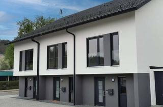 Haus mieten in Hauptstrasse, 87787 Wolfertschwenden, Schönes, geräumiges Reiheneckhaus mit fünf Zimmern in Wolfertschwenden, Landkreis Unterallgäu