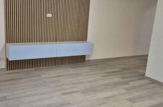 Wohnung kaufen in Adolf-Alter-Straße 38, 74080 Böckingen, Erstbezug nach Sanierung mit Balkon und EBK: Exklusive 2 Zimmer-Wohnung mit geh. Innenausstattung