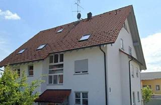 Wohnung mieten in Alemannenweg, 88356 Ostrach, Stilvolle, modernisierte 1,5-Raum-Wohnung mit Balkon und Einbauküche in Ostrach