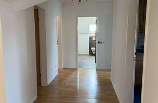 Wohnung mieten in 48531 Nordhorn, Schöne und modernisierte 4-Zimmer-Dachgeschosswohnung mit Balkon und Einbauküche in Nordhorn