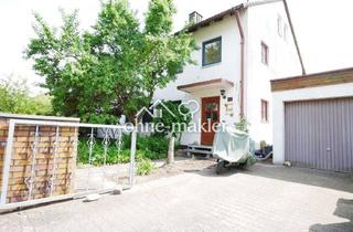 Wohnung kaufen in 91154 Roth, Top-renovierte 4-Zimmer-Wohnung mit Balkon und Kamin