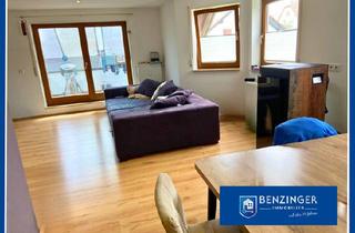 Wohnung mieten in 72582 Grabenstetten, Wohnen mit Komfort: 4 Zimmer, zwei Bäder, Dachterrasse und Garage in ruhiger Lage