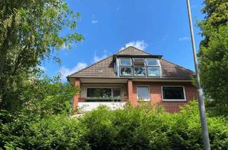 Wohnung mieten in Ahrensfelder Weg 30 a, 22927 Großhansdorf, Großzügige 3-Zimmer Dachgeschoßwohnung in kleinem Mehrfamilienhaus in optimaler Lage