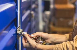 Lager mieten in 53639 Königswinter, Kleinlager Lager Lagerabteil im EG Self Storage