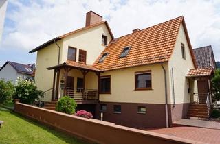 Einfamilienhaus kaufen in 34587 Felsberg, Attraktives Haus mit Einliegerwohnung. Keine Käuferprovision!