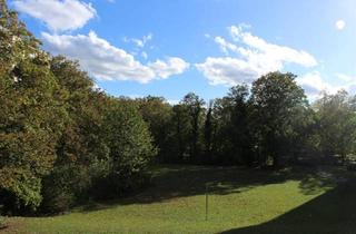 Wohnung kaufen in 69181 Leimen, Leimen - Helle Eigentumswohnung mit Blick ins Grüne incl. Balkon + Garage
