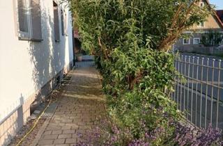 Mehrfamilienhaus kaufen in 91466 Gerhardshofen, Gerhardshofen - Hochwertig ausgestattetes Mehrfamilienhaus in zentraler Lage
