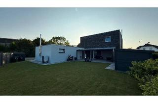 Einfamilienhaus kaufen in 34359 Reinhardshagen, Reinhardshagen - Modernes Einfamilienhaus mit Sauna, Kamin & Doppelgarage