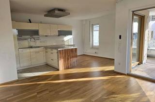 Wohnung kaufen in Liebfrauenstraße 49, 88250 Weingarten, Barrierefreie 3,5-Zimmer-Wohnung mit gehobener Innenausstattung mit EBK in Weingarten