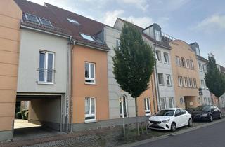 Wohnung kaufen in 17489 Fleischervorstadt, Kapitalanlage oder Eigennutzung - Zentral gelegene 3-Zimmer-Eigentumswohnung mit 2 Terrassen