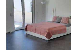 Lofts mieten in Haunstetter Straße 133, 86161 Hochfeld, Modernes LOFT-Apartment, möbliert, EG mit schöner Terrasse