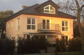 Wohnung mieten in Gleiwitzer Straße 15, 12683 Biesdorf, Exklusive, neuwertige 3-Zimmer-Wohnung mit geh. Innenausstattung mit EBK