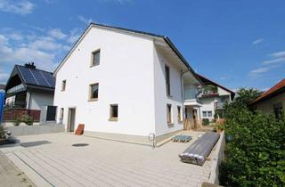 Wohnung mieten in Püttlinger Straße 10, 67480 Edenkoben, Exklusives Wohnen – 4-Zimmer-Dachgeschosswohnung mit zwei Terrassen