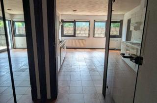 Wohnung mieten in 68309 Käfertal, Attraktive 2-Zimmer-Souterrain-Wohnung mit Terasse und EBK in Mannheim