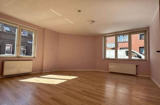 Wohnung mieten in Beckstraße 15, 46117 Osterfeld-Ost, Die ersten beiden Monate mietfrei: Attraktive Altbauwohnung mit Küche
