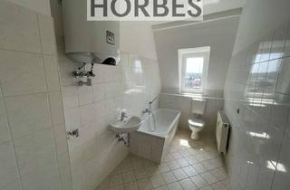 Wohnung mieten in Rudolf-Breitscheid-Straße 21, 08393 Meerane, Gemütliche 3 -Raum Wohnung im Dachgeschoss