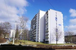 Wohnung mieten in August-Bebel-Straße, 08525 Plauen, 1 Raum Wohnung für Senioren mit tollem Blick über Plauen