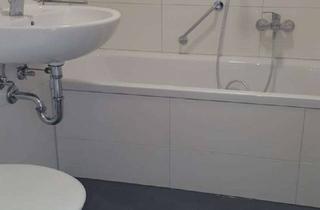 Wohnung mieten in Am Kronenkeller 12, 97631 Bad Königshofen, geräumige, renovierte 3-Zi-Whg. in ruhiger Lage mit Balkon