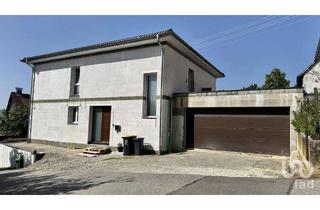 Einfamilienhaus kaufen in 78073 Bad Dürrheim, Einfamilienhaus mit individuellem Potenzial in ruhiger Lage von Öfingen!