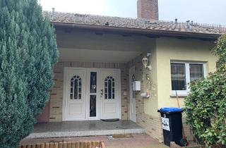 Haus kaufen in 37191 Katlenburg-Lindau, Bezugsfreies Dreifamilienhaus mit großem Garten - ruhige Wohnlage - DG-Wohnung saniert (2024)