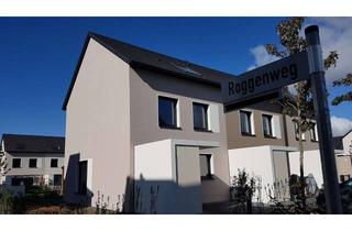 Haus mieten in Roggenweg, 14641 Nauen, 4-Zimmer-Reihenendhaus mit Terrasse, Garten, Vollbad, Duschbad, Einbauküche, Gäste-WC in Nauen