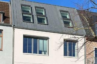 Lofts mieten in Düvelsbeker Weg 33, 24105 Kiel, Großzügige Wohnung im Loft-Stil