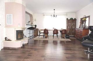 Haus kaufen in 76744 Wörth, Wörth am Rhein: Schön renoviertes 2-3 Familienhaus mit großer Terrasse, Balkon und Garten
