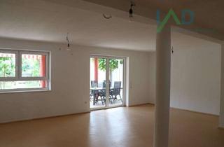Mehrfamilienhaus kaufen in 74564 Crailsheim, Top gepflegtes Mehrfamilienhaus mit Gartenidylle in bester Lage