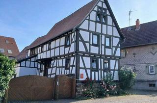 Haus kaufen in 61203 Reichelsheim, Historisches Anwesen in der Nähe einer Reitanlage