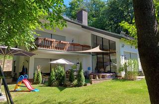Haus mieten in Abtei 11, 37696 Marienmünster, Geräumiges, preiswertes und gepflegtes 6-Zimmer-Einfamilienhaus mit geh. Innenausstattung