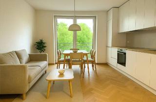 Wohnung kaufen in 83026 Rosenheim, Rosenheim - Stilvoll renovierte Wohnung in Rosenheim