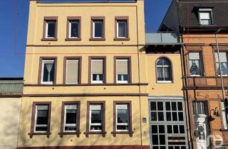 Wohnung kaufen in 67227 Frankenthal, Über den Dächern von Frankenthal – stilvoll wohnen mit Dachterrasse und Charme