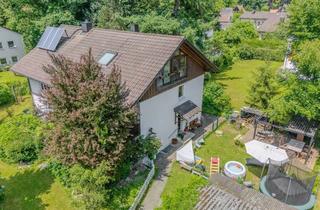 Wohnung kaufen in 85614 Kirchseeon, Familienfreundliche, renovierte Wohnung mit eigenem Garten