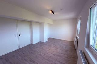 Wohnung mieten in Horster Straße 330, 45968 Gladbeck, Erstbezug nach Sanierung: Schöne 3 Zimmer Wohnung mit Garage und Gartenabteil
