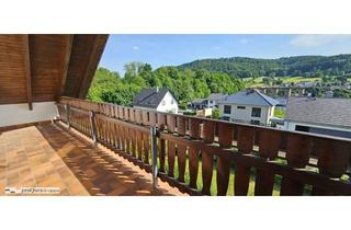 Wohnung mieten in Tulpenweg 2 a/b, 99976 Lengenfeld unterm Stein, Wohnen mit Ausblick - Dachgeschosswohnung mit großem Balkon in Lengenfeld unterm Stein