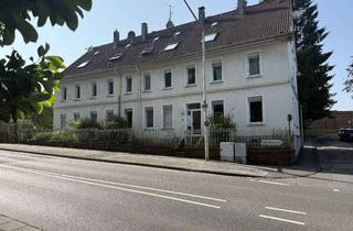Mehrfamilienhaus kaufen in 42651 Solingen-Mitte, JA, zum Mehrfamilienhaus mit KFZ-Stellplätzen in Solingen-Stöcken!