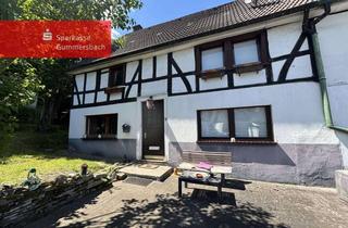 Doppelhaushälfte kaufen in 51674 Wiehl, Historische Doppelhaushälfte in zentraler Lage von Wiehl - Ideal für Handwerker oder Liebhaber!