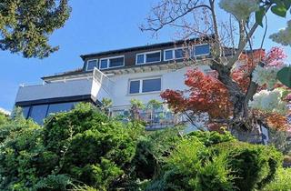 Villa kaufen in 71334 Waiblingen, TRÄUMEN SIE DIE REALITÄT!Villa mit Garten und zwei Garagen.