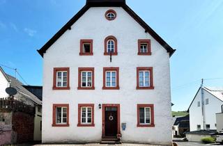 Mehrfamilienhaus kaufen in 54492 Lösnich, TOP Anlageobjekt! Vollvermietetes Mehrfamilienhaus mit 4 PKW-Stellplätzen