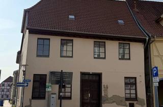 Mehrfamilienhaus kaufen in Markt, 18246 Bützow, Mehrfamilienhaus mit Potenzial – Einzeldenkmal mit neuem Dach & Heizung – 7 Wohneinheiten möglich