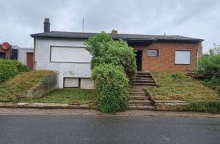 Haus kaufen in 52393 Hürtgenwald, Sanierungsbedürftiger Bungalow mit Ausbaupotential ohne Provision