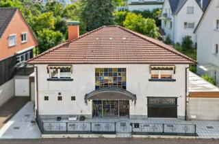 Einfamilienhaus kaufen in 69198 Schriesheim, Charaktervolles Einzelobjekt mit eindrucksvollem Burgenblick und schön angelegtem Garten