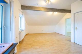 Wohnung mieten in 72589 Westerheim, Gemütliche 2-Zimmer Dachgeschosswohnung