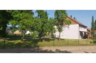 Haus kaufen in 92249 Vilseck, Schöne DHH mit großzügigem Garten zum Selbstbezug oder als Kapitalanlage