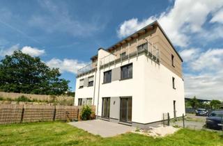 Haus mieten in Leimenkaut 22a, 61191 Rosbach, Moderne Doppelhaushälfte mit Garten, Weitblick ins Grüne & Einbauküche – inkl. 4 Stellplätzen