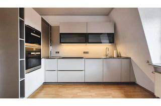 Wohnung kaufen in 99084 Erfurt, Altbauflair trifft Wohnkomfort – Ihr neues Zuhause mit Charme