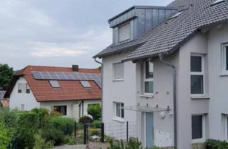 Wohnung kaufen in 71720 Oberstenfeld, Oberstenfeld - Schönes helles, geräumiges Haus im Haus mit 5,5 Zimmern in Oberst