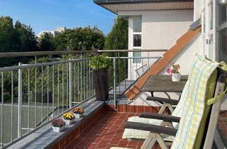 Wohnung kaufen in Mühlenstraße 34, 14167 Berlin, Berlin - Dachgeschoss in Zehlendorf mit Balkon und Stellplatz
