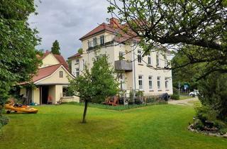 Wohnung mieten in Janusallee 12, 23714 Malente, Stilvolle große Altbauwohnung in Jugendstilvilla