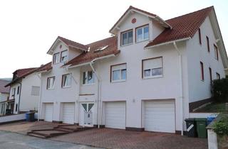 Wohnung mieten in Feldrosenweg, 34549 Edertal, Helle 3-Zimmer-Dachgeschosswohnung mit Balkon - Ruhige Lage am Edersee